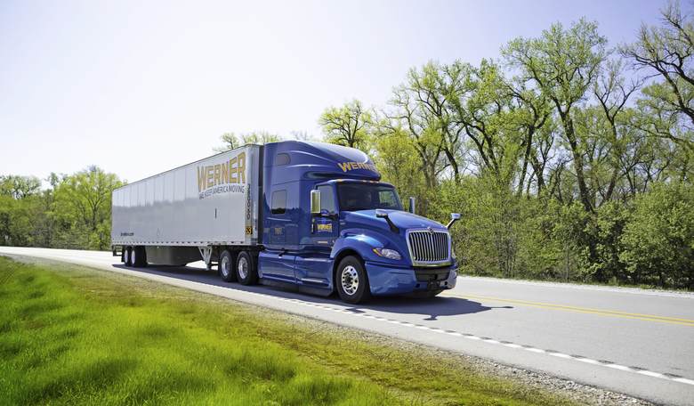 Cross-Border Trucking Firms Have Mixed Reactions to New Vax Mandate