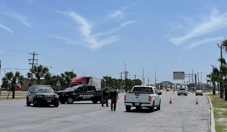 Angry Mexican Truckers Block Commercial Lanes at Border to Protest Inspections