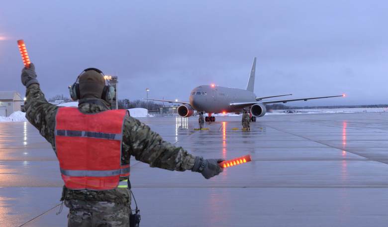 Air Force Refueling Tanker Size Matters