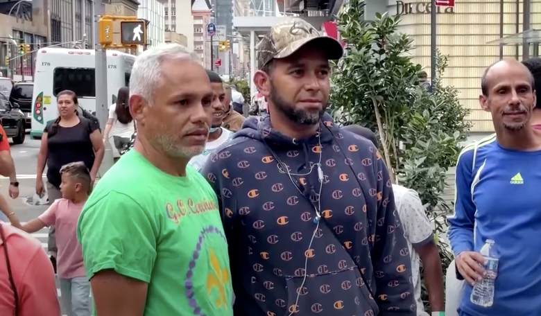 First Buses of Illegal Aliens Arrive in New York City From Texas