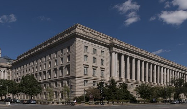 Report: Trump Is About to Fire Thousands of IRS Agents