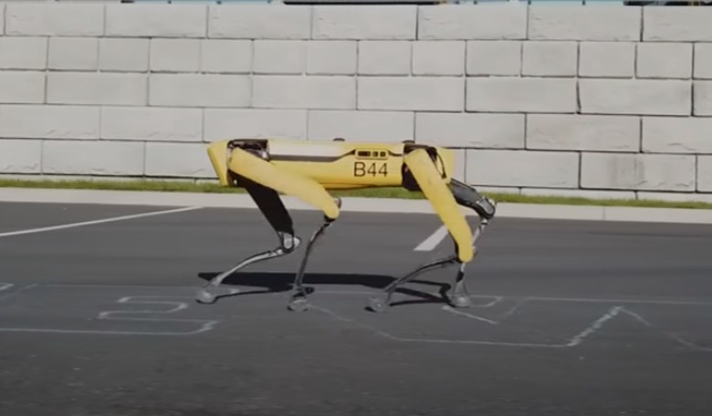 Techno-Hell: LAPD Gets $278,000 Robot Dog, Dallas School District Adopts Pre-Crime Surveillance Technology