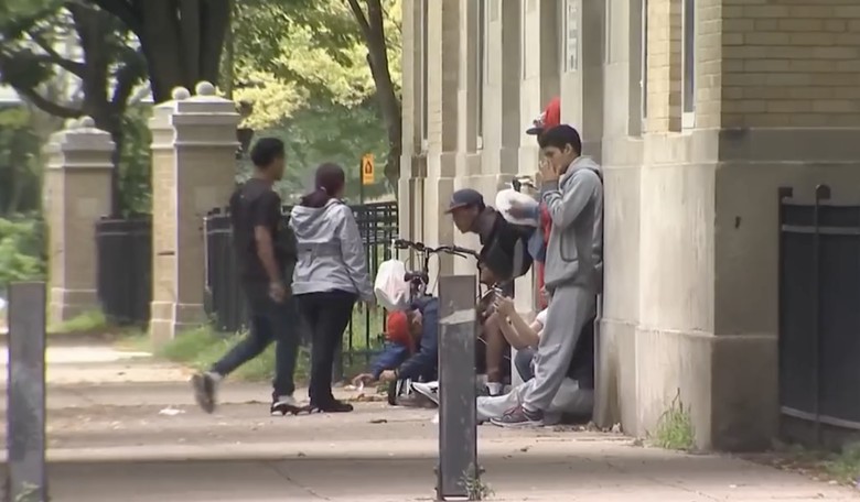 Tensions Near Boiling Point as Criminal Activity Grows in Chicago Migrant Shelters