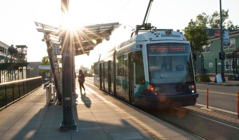 Relax Commuters, a Study Says Crackheads Smoking Drugs in Buses and Trains Aren't a Health Hazard. We Have Questions.
