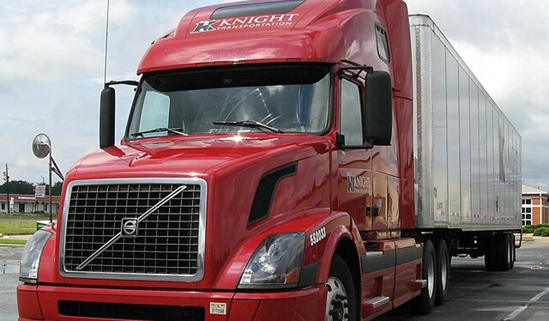 Trucking Associations at Odds Over Biden-Harris Independent Contractor Regulations