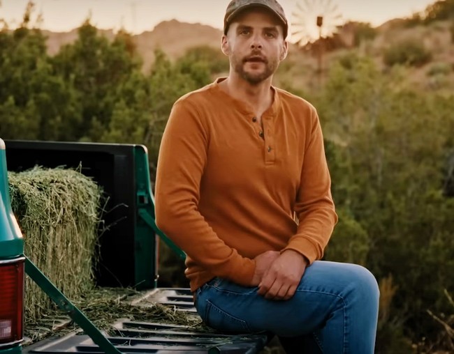 The Cringiest Political Ad in History Is the Mount Everest of Unintentional Comedy