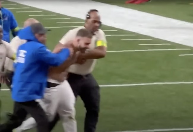 Florida Man Friday: The Naked Truth About Super Bowl Betting - Vimarsana News