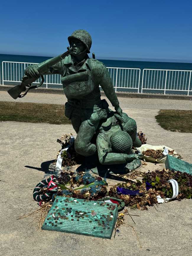 Omaha Beach statue