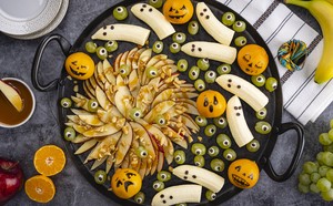 Dole Celebrates the Banana for Fall and Halloween