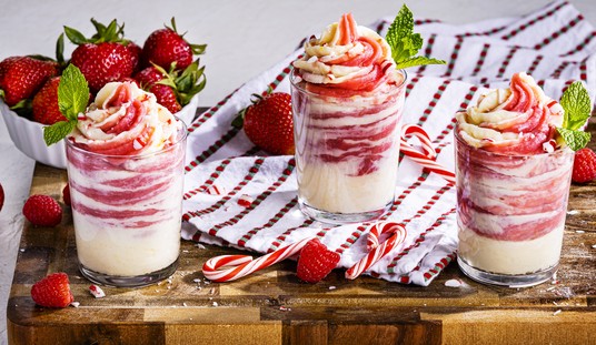 Have a Holly Jolly Banana Christmas With These 7 Recipes From Dole