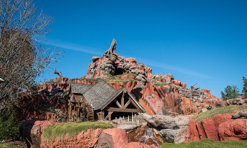 Disney Imagineer Tries to Rewrite Splash Mountain History, but Fans Have the Receipts