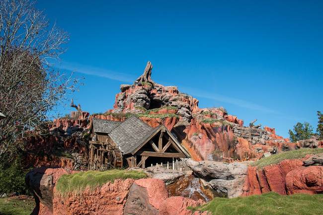 Disney's Splash Mountain Revisionism Is Going Down the Flume