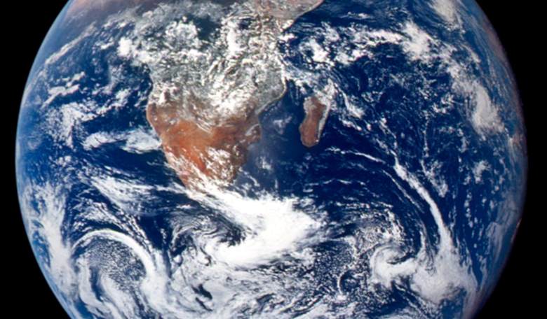 You Really Should See This Easter Message From Space