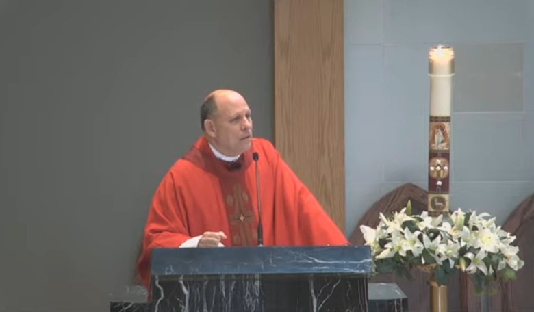 Queer Woman Confronts Catholic Priest in Ohio After He References Attacks on Faith and the LA Dodgers