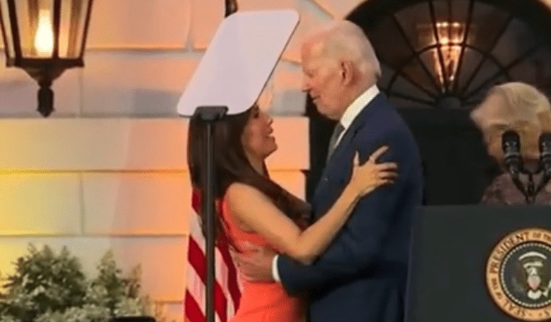 Community Notes Comes With a 'Flamin' Hot' Inconvenient Truth for Eva Longoria, Joe Biden