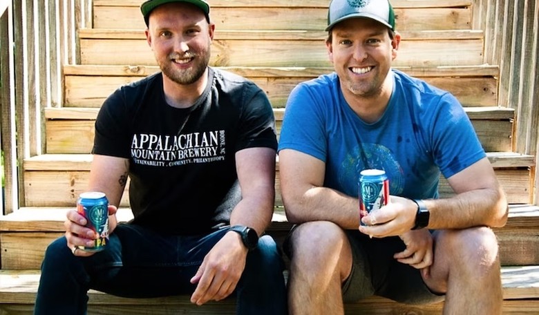 North Carolina Brewery Buys Back Its Brand From Anheuser-Busch as Bud Light's Mulvaney Disaster Continues