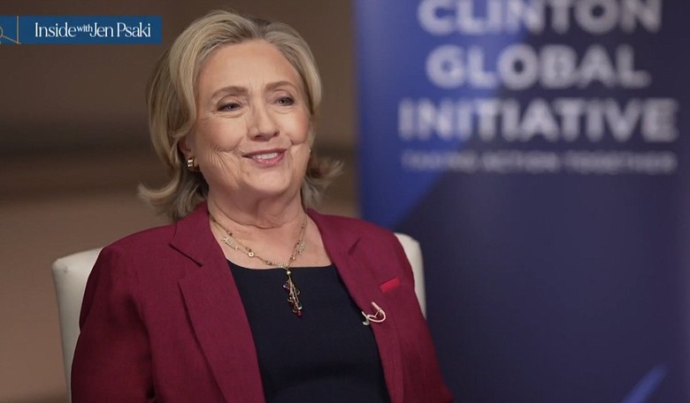 Hillary Clinton Won't Leave the Stage, Ponders Trump's Psyche, Obsesses Over Russia, Russia, Russia