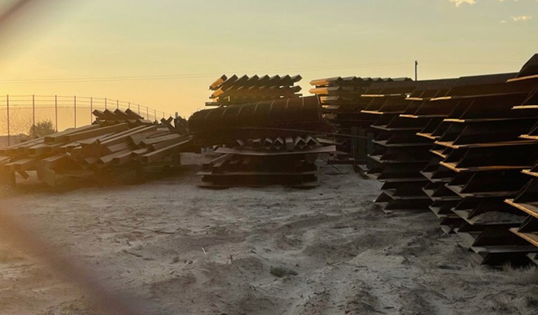 Texas Plans to Buy Pieces of Border Wall Being Auctioned Off by Biden, Return Them to Trump