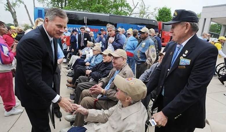 The Professional Veterans and Sen. Richard Burr in cage match