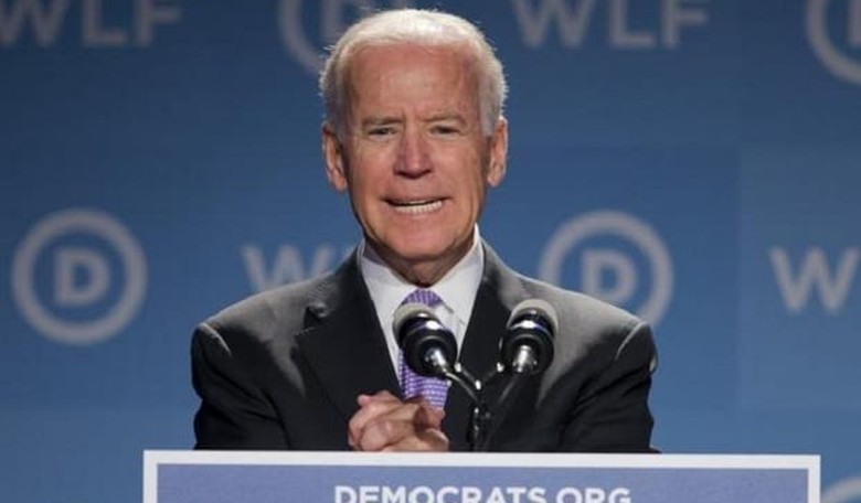 Joe Biden praises Bob Packwood at Democrat women's conference