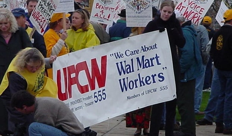 The farce of the UCFW's anti-Walmart Black Friday protest