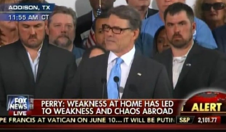 Marcus Luttrell: Navy SEAL and American hero to you. "Sweaty bodyguard" to the left.
