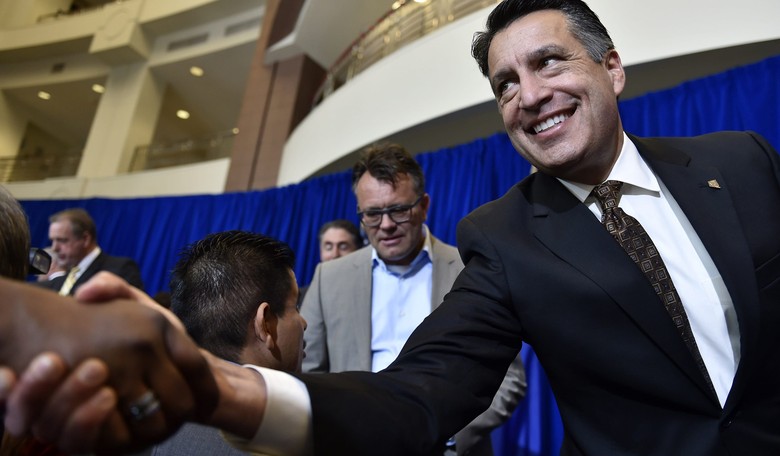 BREAKING. Governor Brian Sandoval Tells Obama He's Not Interested In SCOTUS Appointment