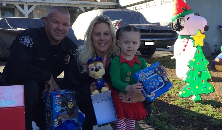 When a Grinch Destroyed a Girl's Christmas Joy, This PD Saved the Day