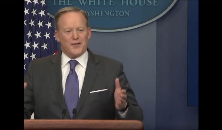 After Various Outlets Shut Out of White House Briefing, Media Figures Speak Up