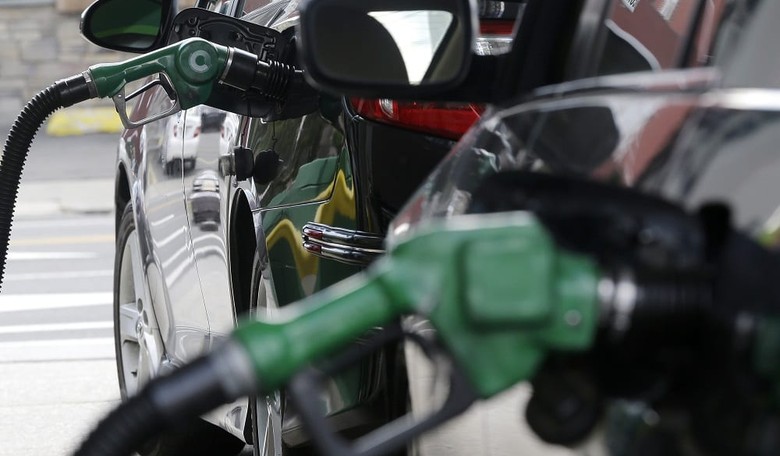 Trump Administration Delays Obama's Draconian Fuel Efficiency Standard