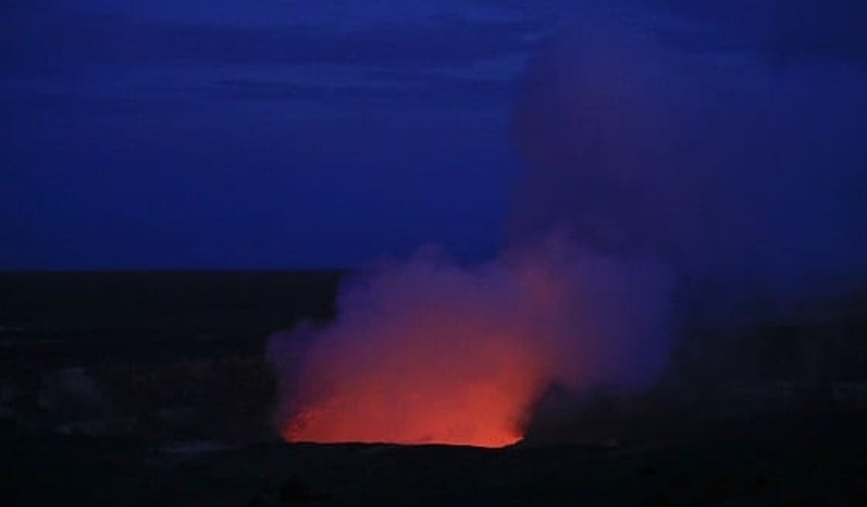 Paradise Lost: For Hawaiians With Homes in Kilauea's Path the Loss Is Compounded