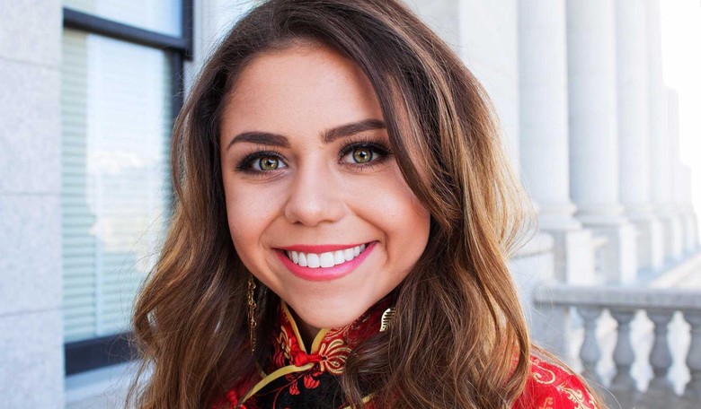 The Girl in the Prom Dress Story Is Telling SJWs "No," and We DESPERATELY Need More of That