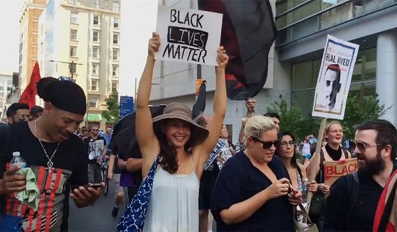 Yale Study Shows White Leftists Dumb Down Their Speech When Talking to Minorities