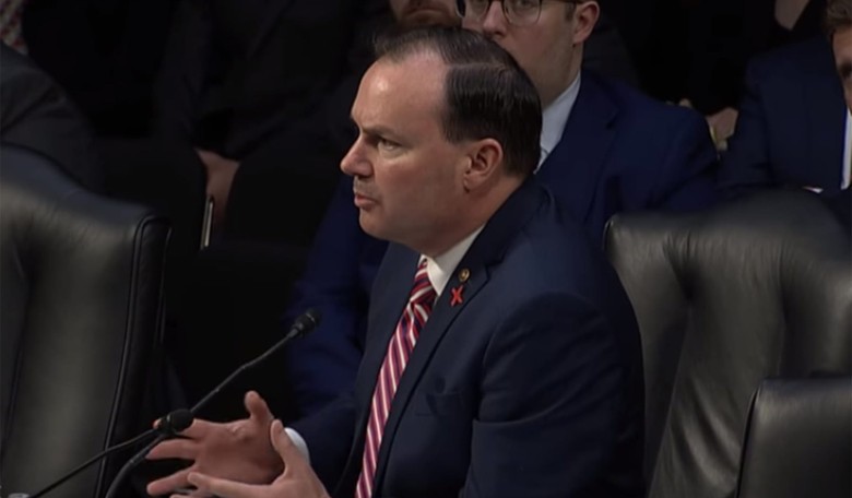Mike Lee Hands Mazie Hirono Her Rump Over Making Religion An Issue During Judaical Confirmations
