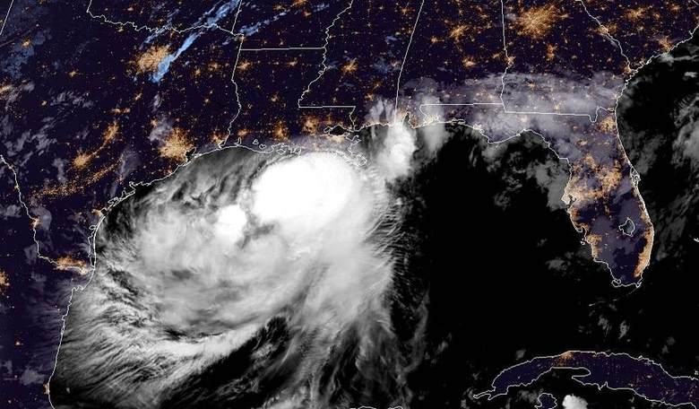 Thousands Without Power As tropical Storm Barry Nears Louisiana Coast