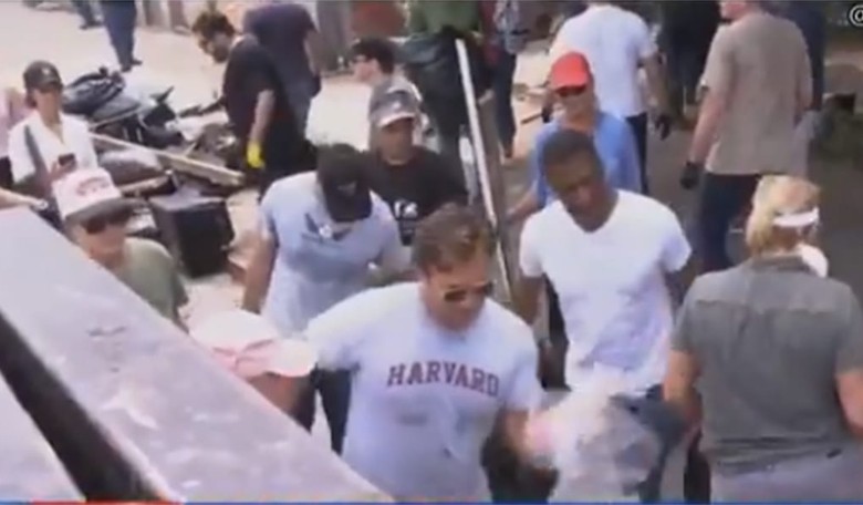 Baltimore Sun Treats Conservative Activist's Cleanup Efforts Like Garbage Because He Made Democrats Look Bad