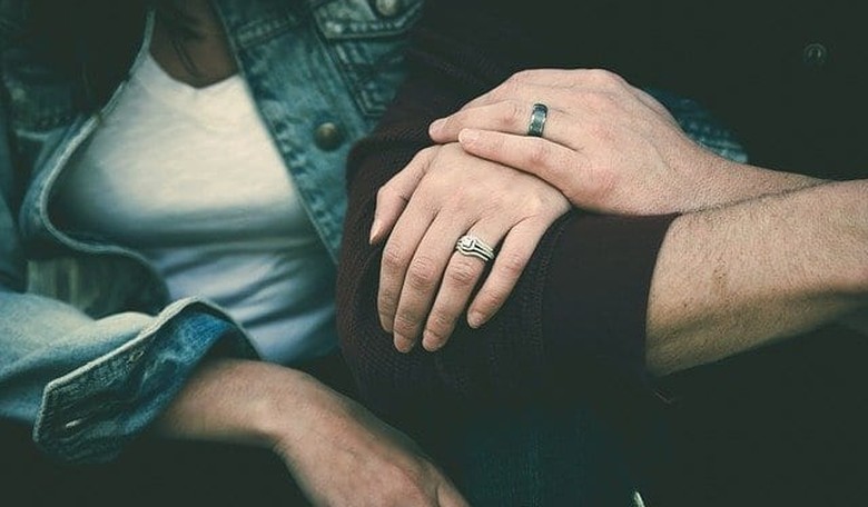 Unsolicited Advice: Husbands, Don't Walk in the Door Disappointed