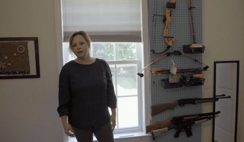 Police Search Home After Teachers See 11-Year-Old's BB Gun Hanging on Wall During Virtual Classroom