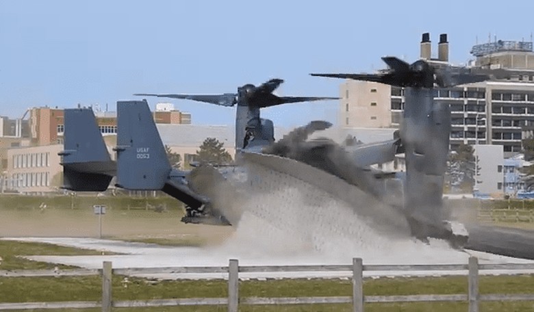 WATCH: USAF Osprey Destroys UK Helipad