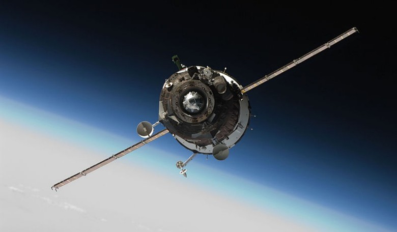US: Russia Just Launched Space Weapon Capable of Attacking Our Satellites