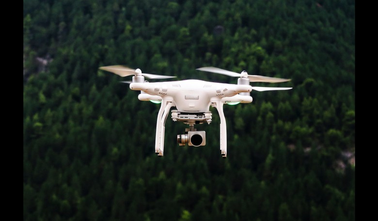 'We Hit a Drone' — JetBlue Pilot's Chilling Report Over JFK