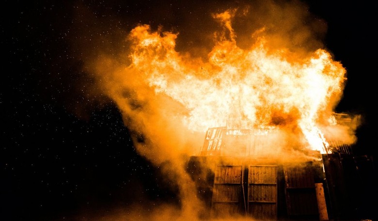 Mamma Mia! Italian Anarchist Couple Blow Themselves Up While Trying to Engineer Mass Casualty IED
