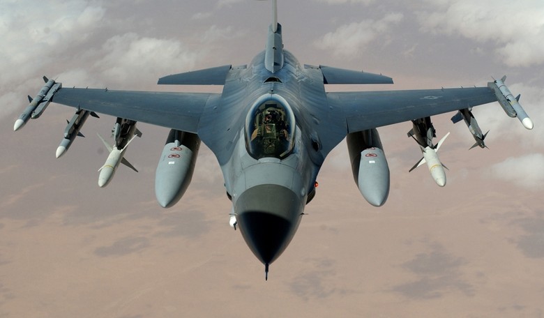 F-16s Scrambled, Flares Deployed After Pilots Breach Airspace Near Trump at World Cup Final
