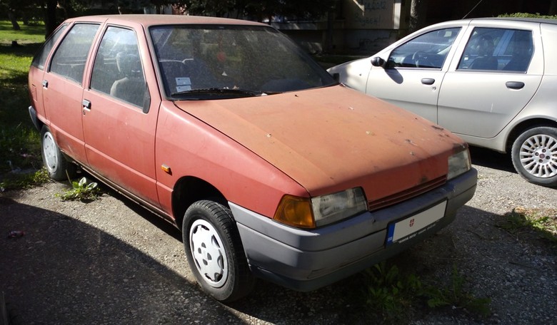Return of the Yugo - 'Worst Car in History' Tries For a Turnaround