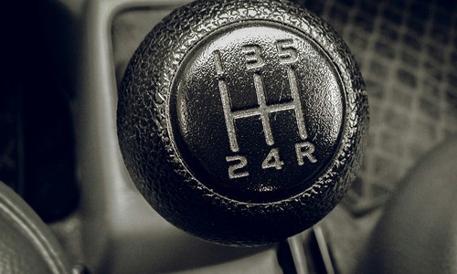 When It Comes to Driving, Gen Z Gets the Short End of the Stick