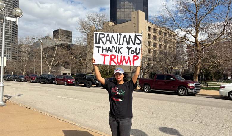 Iranian-Americans Rally at Sen. Schmitt's St. Louis Office - They Are Ready to Take Their Country Back
