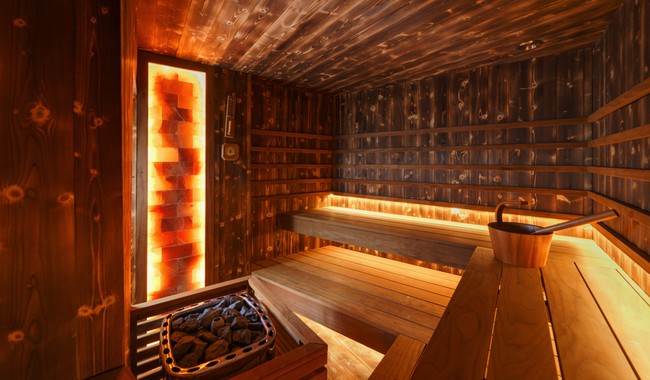 9th Circuit Judge Comes Out Swinging (Ahem)...in Spicy Dissent Over Women-Only Nude Spa