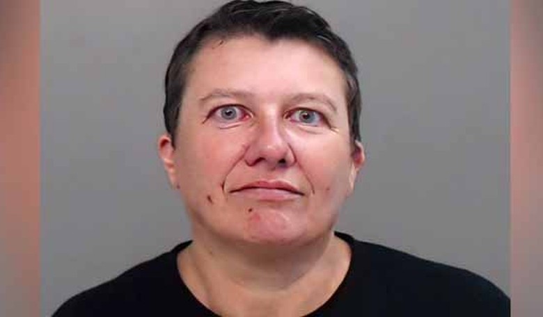 Woman pleads guilty to mailing homemade ricin to President Trump