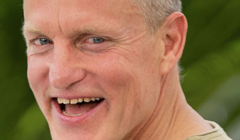 Saturday Night Live accidentally made a funny as Woody Harrelson challenged COVID canon