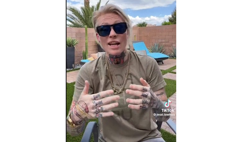 ‘Mama didn't raise no B*TCH': Lesbian takes Pride Month APART in hilarious video (watch)